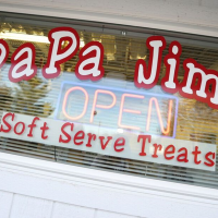 PaPa Jims Soft Serve Ice Creem Treats